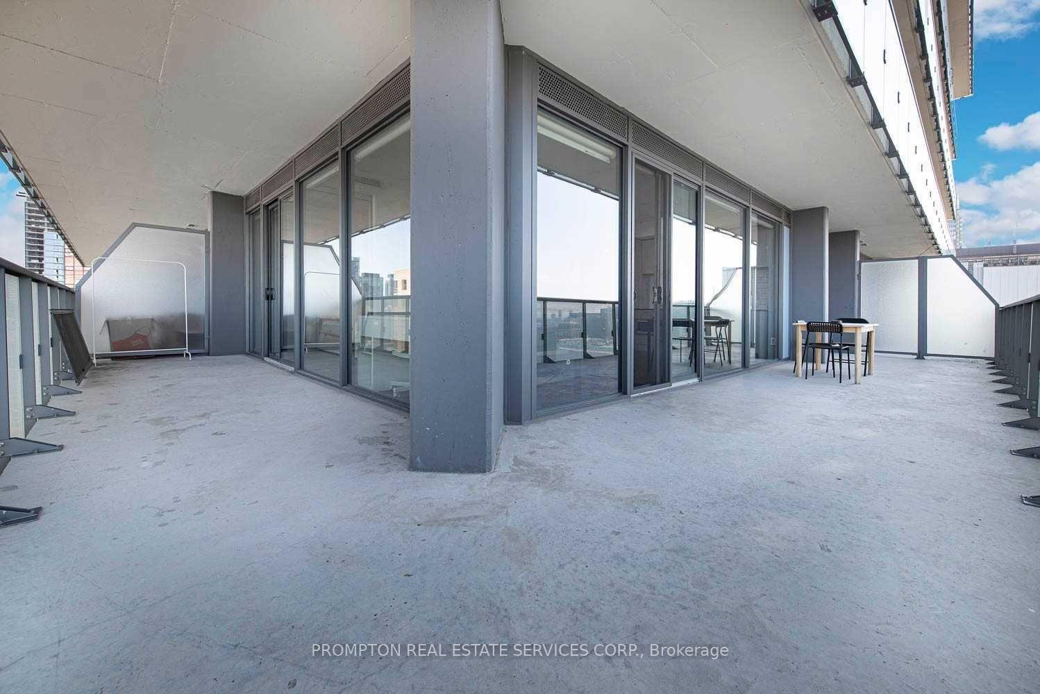 Photo 3 of Unit 1807, 57 St.Joseph Street, Toronto, Bay Street Corridor — HOMEH