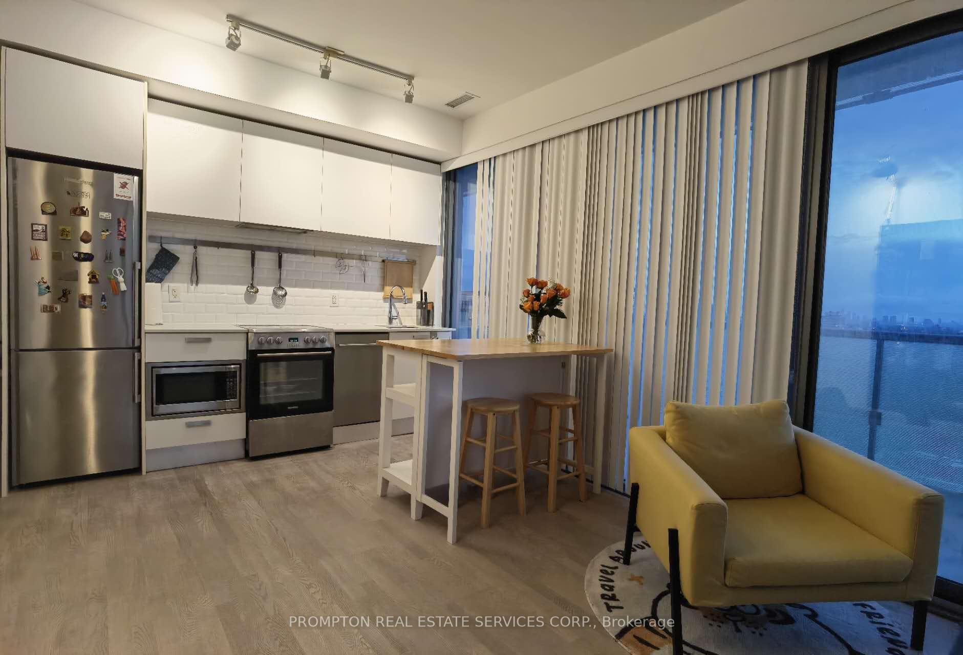 Photo 4 of Unit 1807, 57 St.Joseph Street, Toronto, Bay Street Corridor — HOMEH