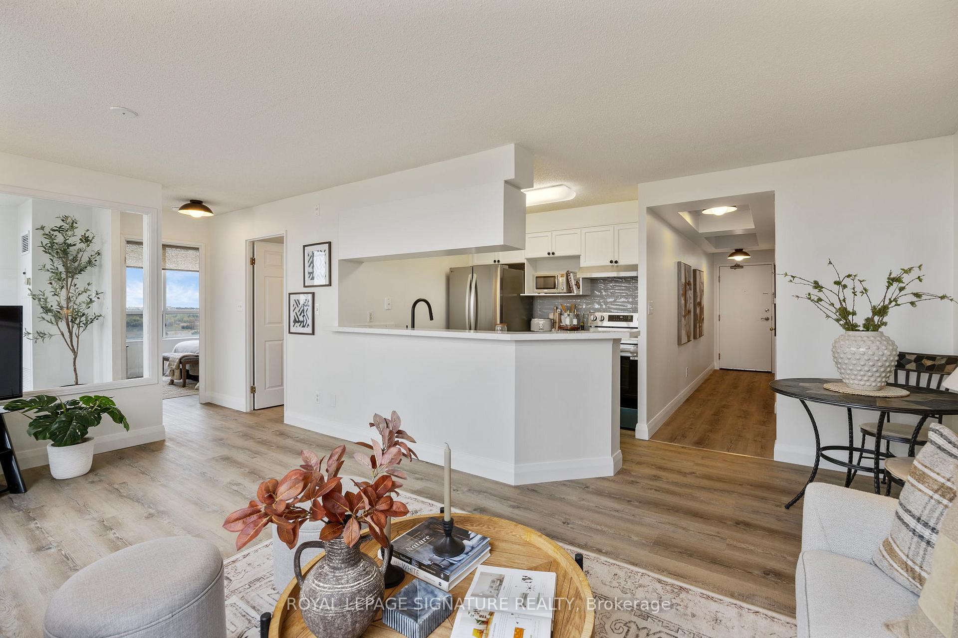 Photo 5 of Unit PH6, 1625 Pickering Parkway, Pickering, Village East — HOMEH