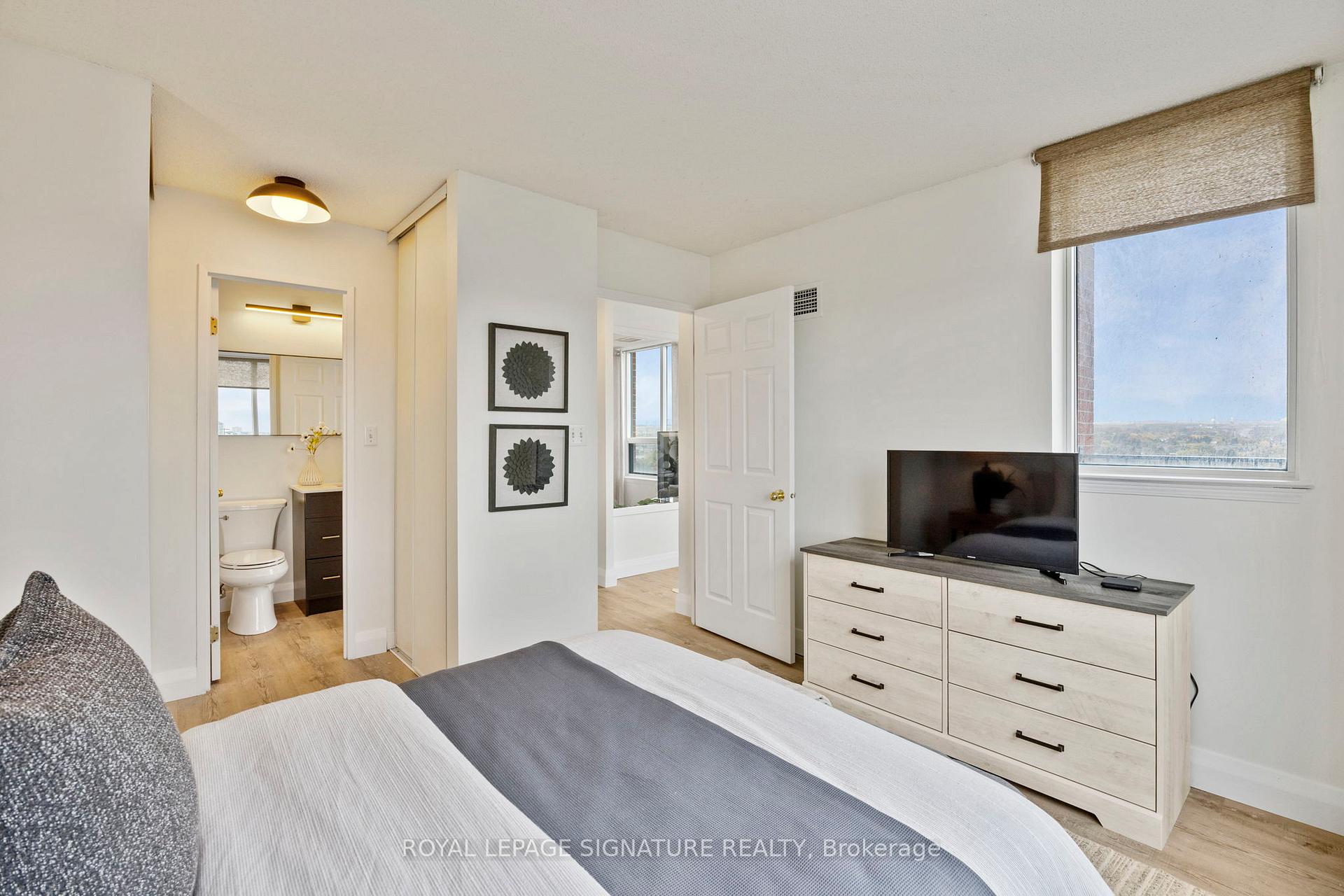 Photo 11 of Unit PH6, 1625 Pickering Parkway, Pickering, Village East — HOMEH