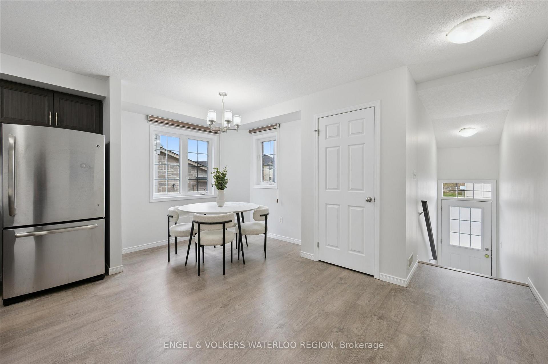 Photo 8 of Unit 3C, 388 Old Huron Road, Kitchener, Brigadoon — HOMEH