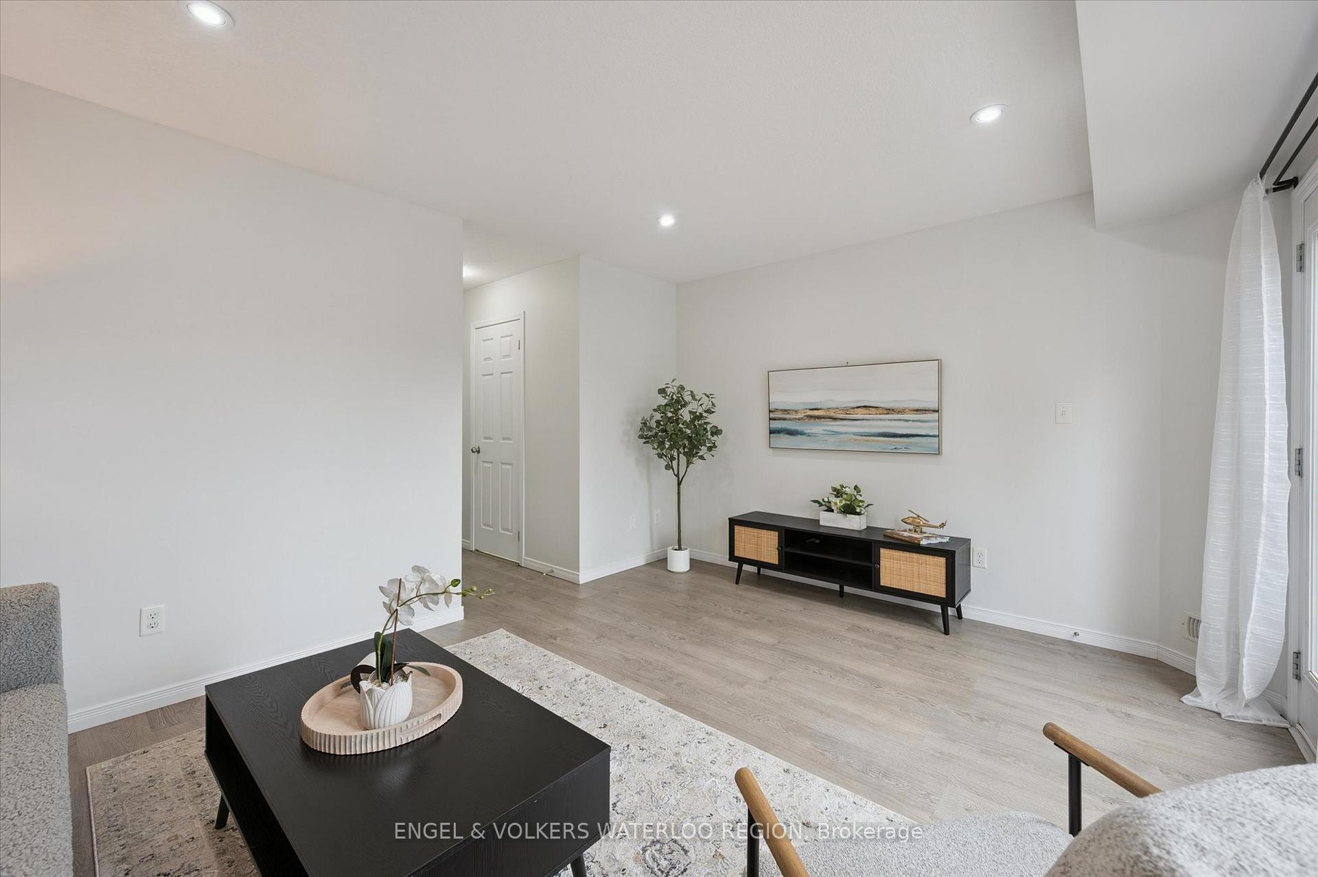 Photo 15 of Unit 3C, 388 Old Huron Road, Kitchener, Brigadoon — HOMEH