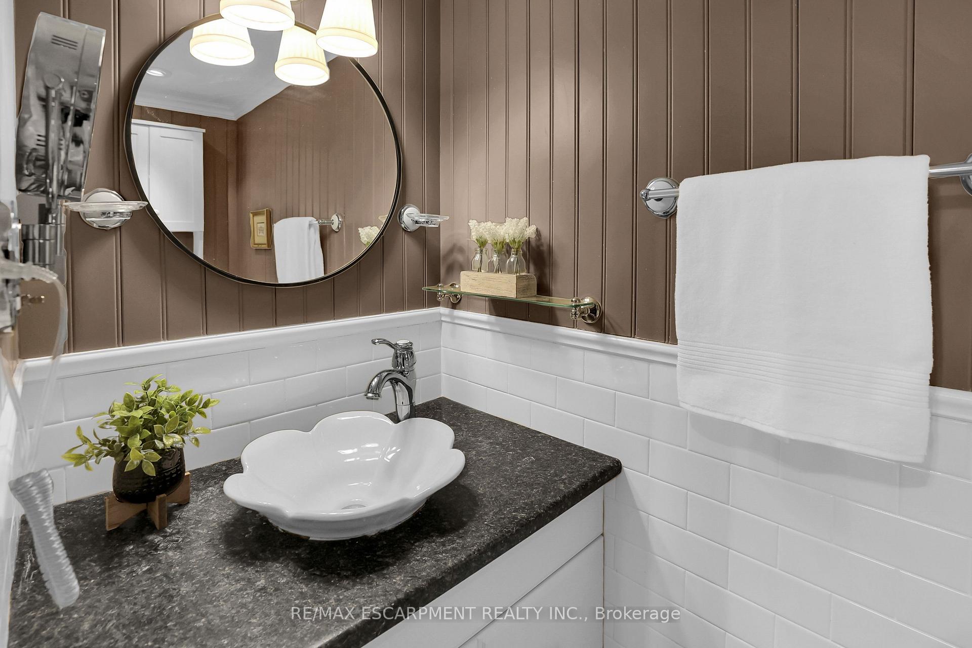 Photo 15 of Unit 1117, 500 Green Road, Hamilton, Lakeshore — HOMEH