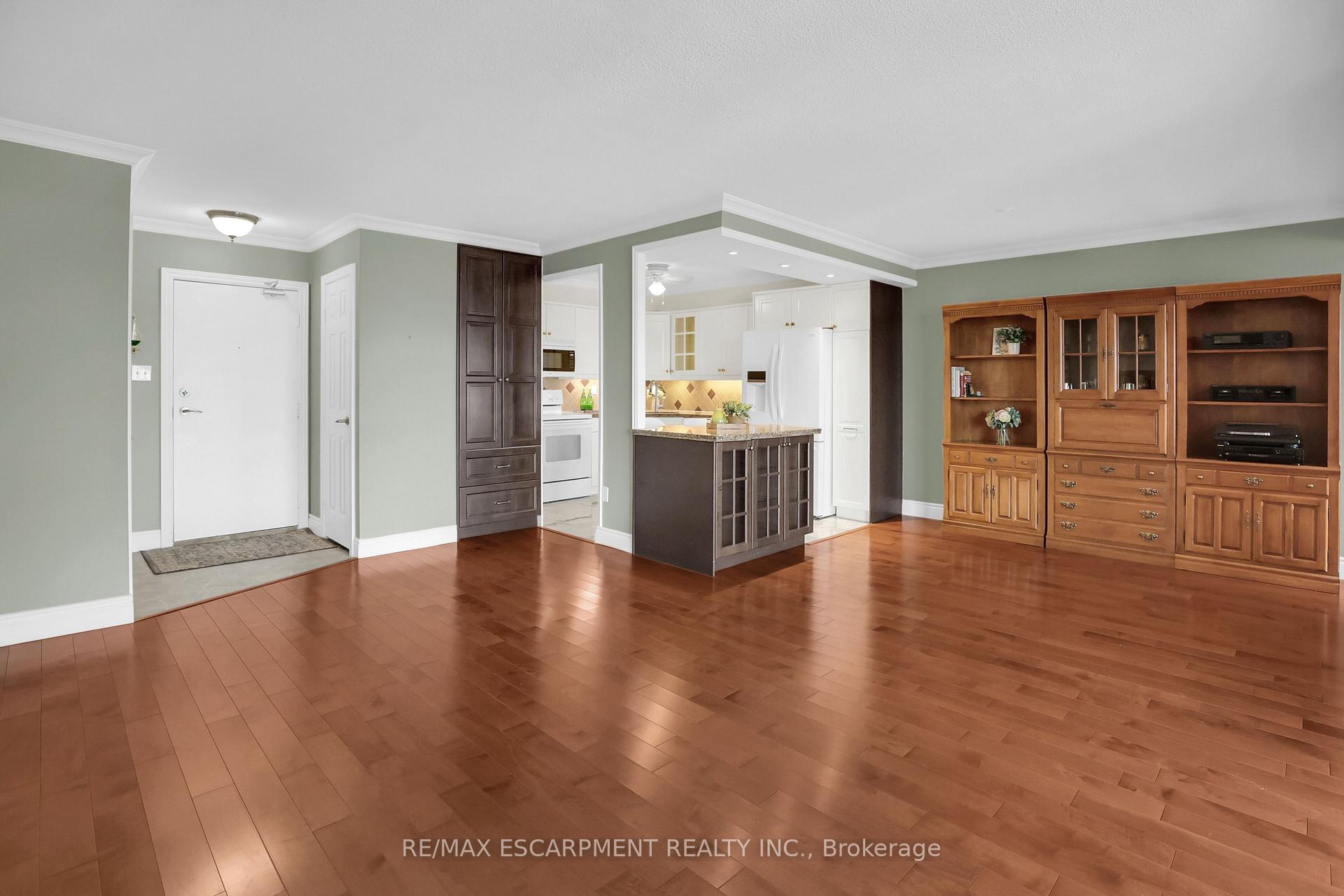 Photo 26 of Unit 1117, 500 Green Road, Hamilton, Lakeshore — HOMEH