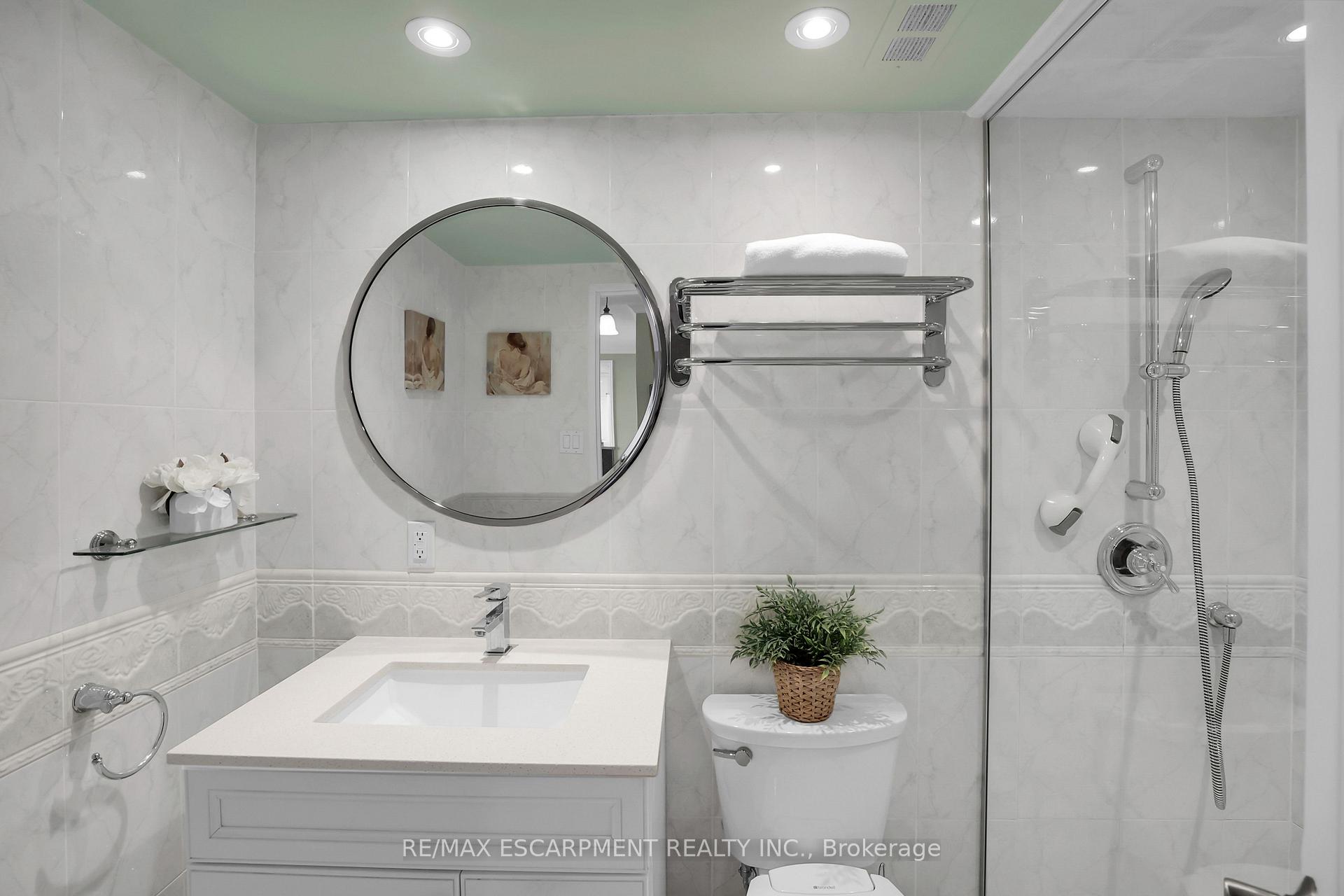 Photo 39 of Unit 1117, 500 Green Road, Hamilton, Lakeshore — HOMEH