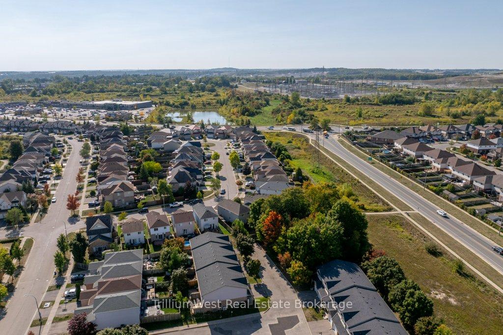 Photo 83 of Unit 9, 84 Westmeadow Drive, Kitchener — HOMEH