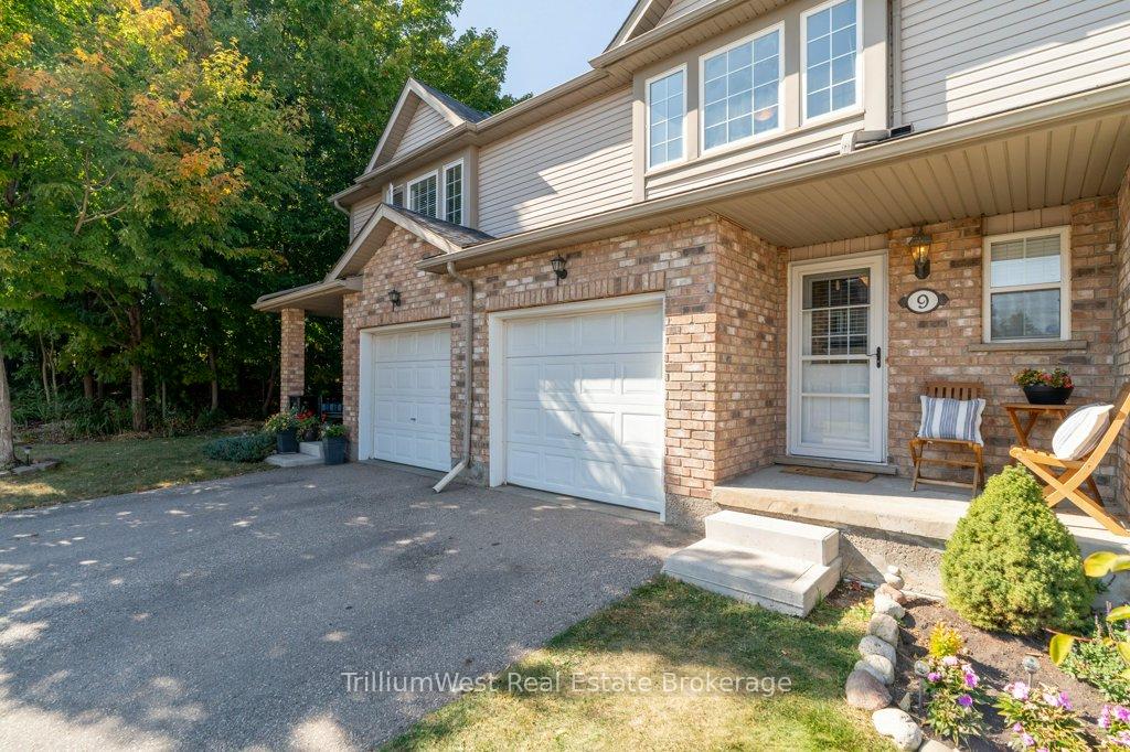Photo 5 of Unit 9, 84 Westmeadow Drive, Kitchener — HOMEH