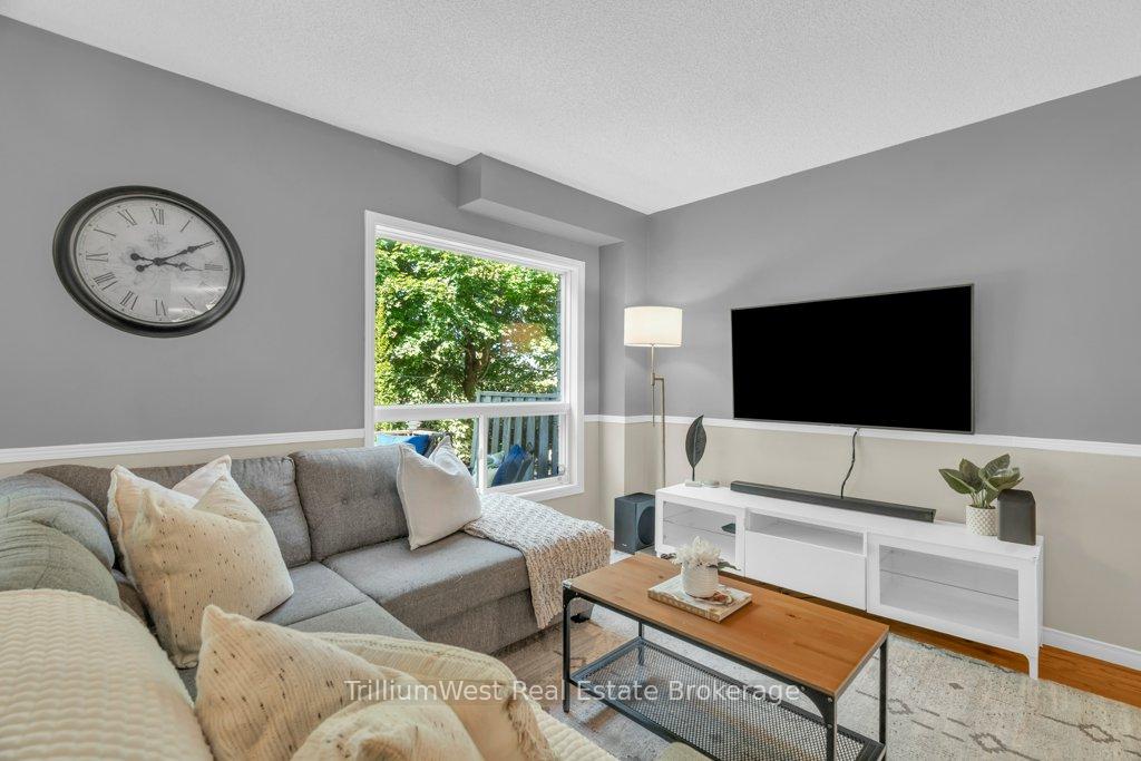 Photo 16 of Unit 9, 84 Westmeadow Drive, Kitchener — HOMEH