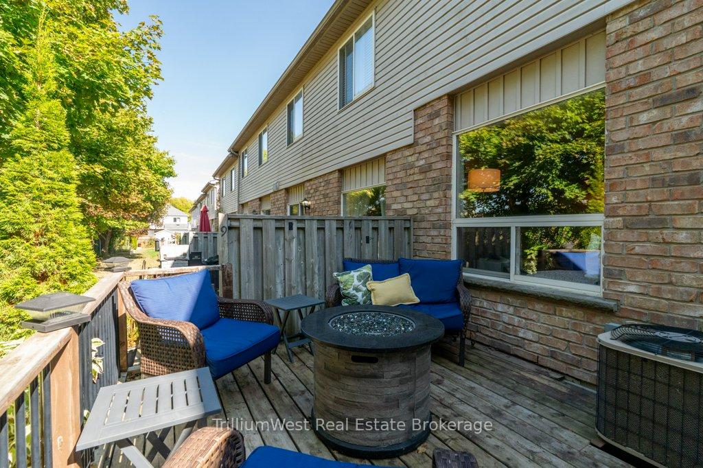 Photo 54 of Unit 9, 84 Westmeadow Drive, Kitchener — HOMEH