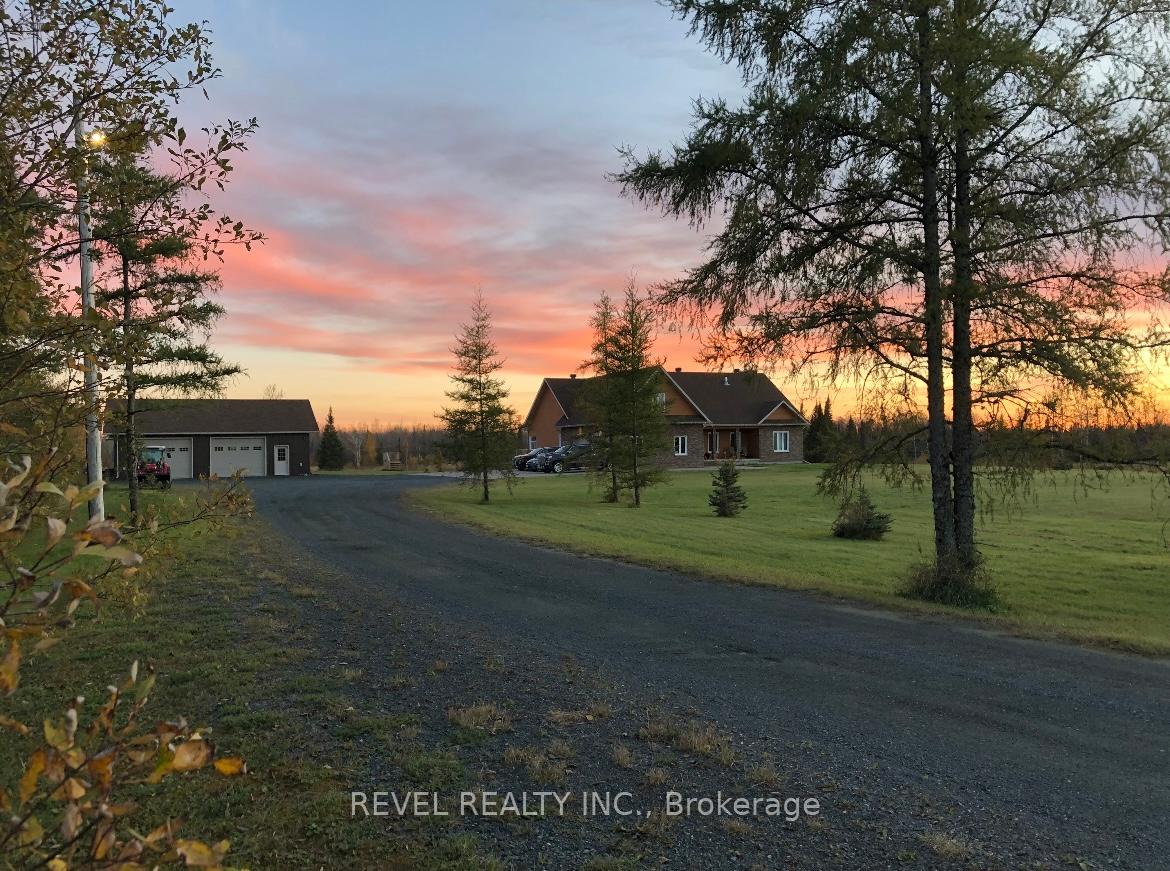 Photo 49 of 847 Highway 579, Cochrane — HOMEH