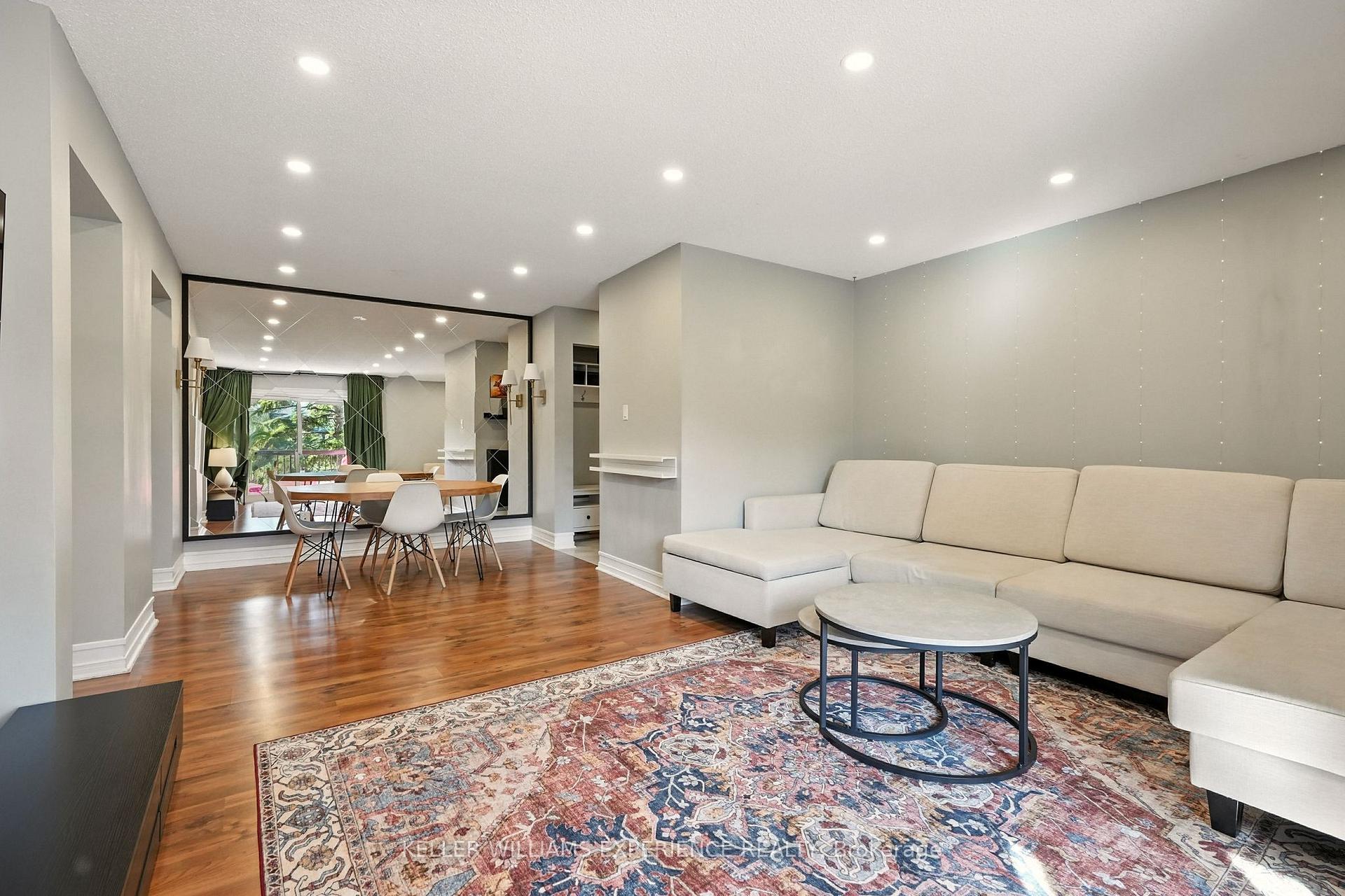 Photo 3 of Unit E8, 167 Edgehill Drive, Barrie, Letitia Heights — HOMEH