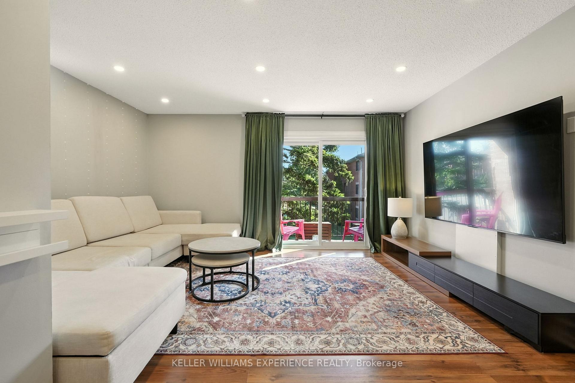 Photo 6 of Unit E8, 167 Edgehill Drive, Barrie, Letitia Heights — HOMEH