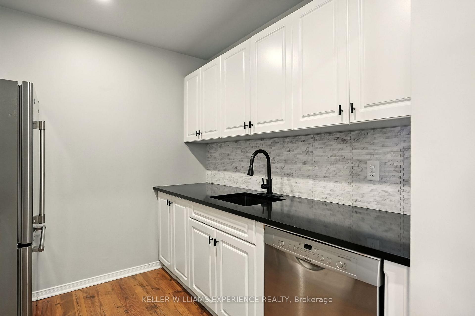 Photo 14 of Unit E8, 167 Edgehill Drive, Barrie, Letitia Heights — HOMEH