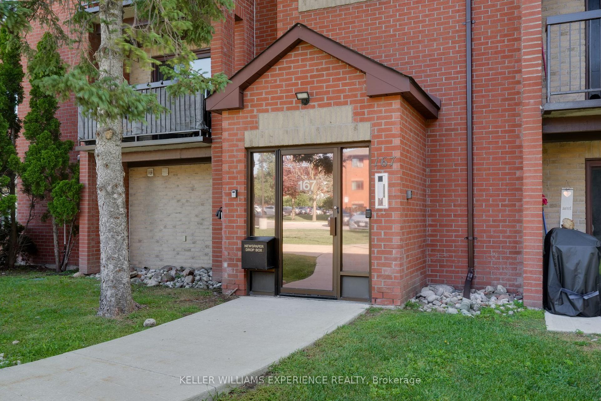 Photo 34 of Unit E8, 167 Edgehill Drive, Barrie, Letitia Heights — HOMEH