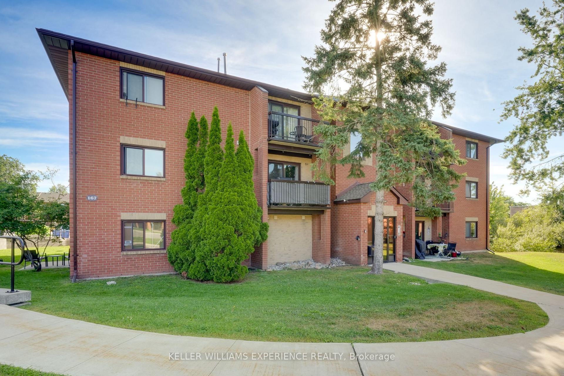 Photo 35 of Unit E8, 167 Edgehill Drive, Barrie, Letitia Heights — HOMEH