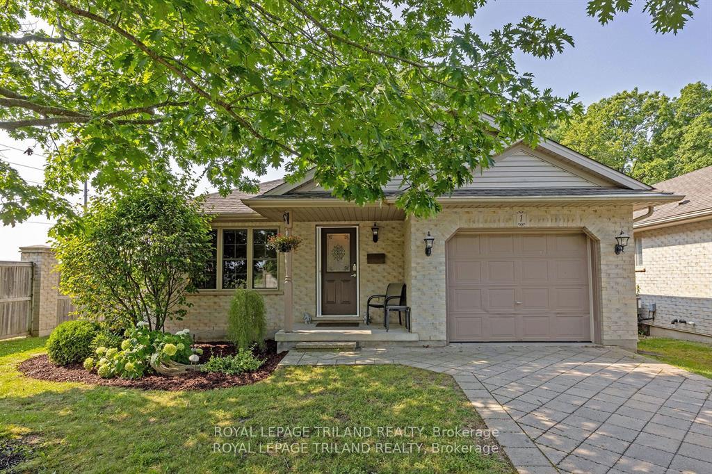 Photo 3 of Unit 1, 410 Burwell Road, St. Thomas — HOMEH