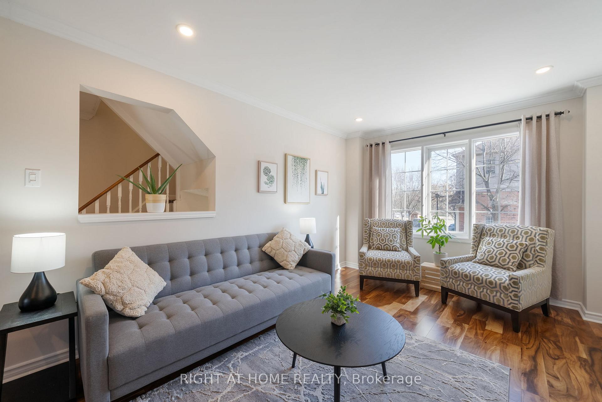 Photo 6 of Unit 18, 27 Aspen Park Way, Whitby, Downtown Whitby — HOMEH