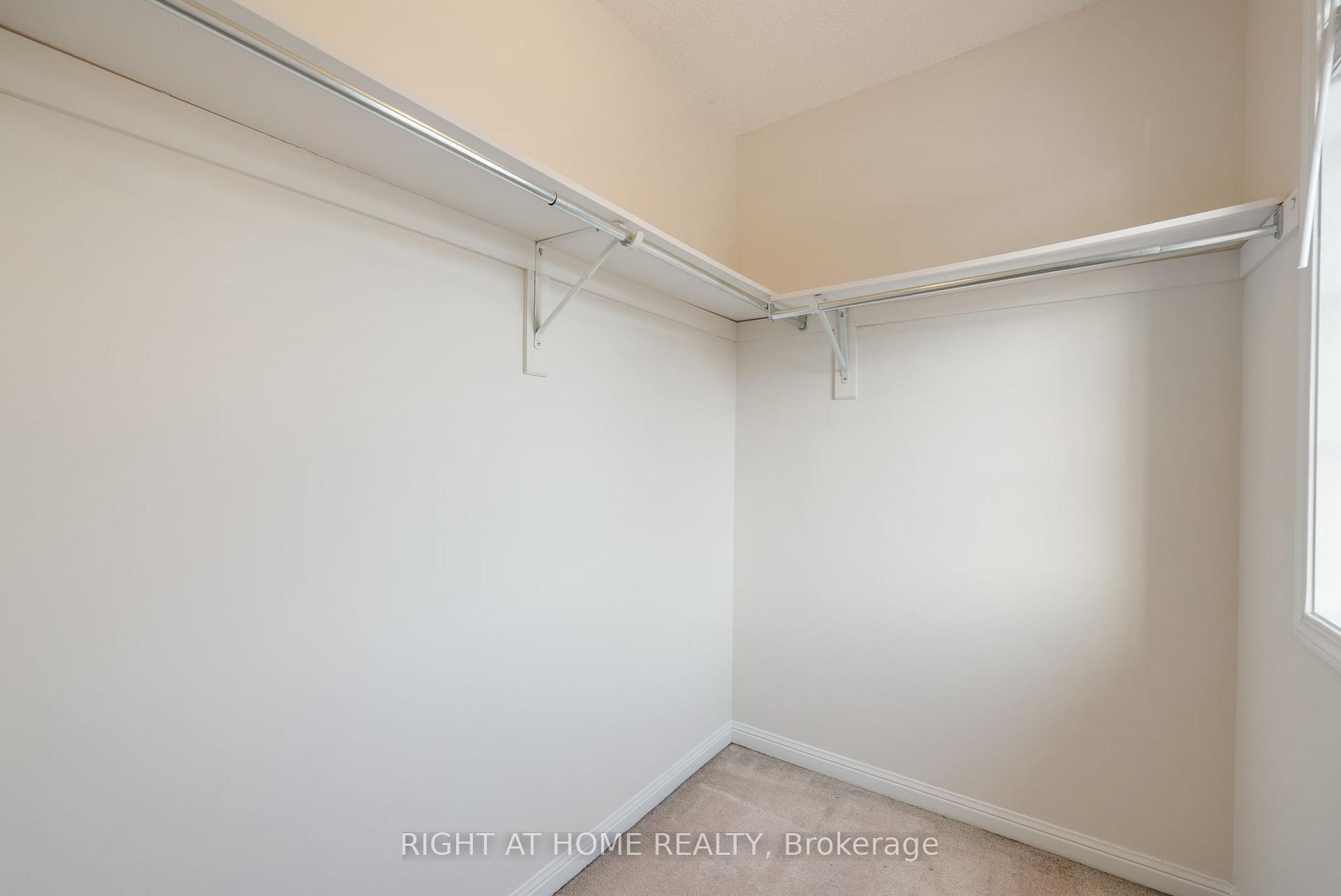 Photo 17 of Unit 18, 27 Aspen Park Way, Whitby, Downtown Whitby — HOMEH