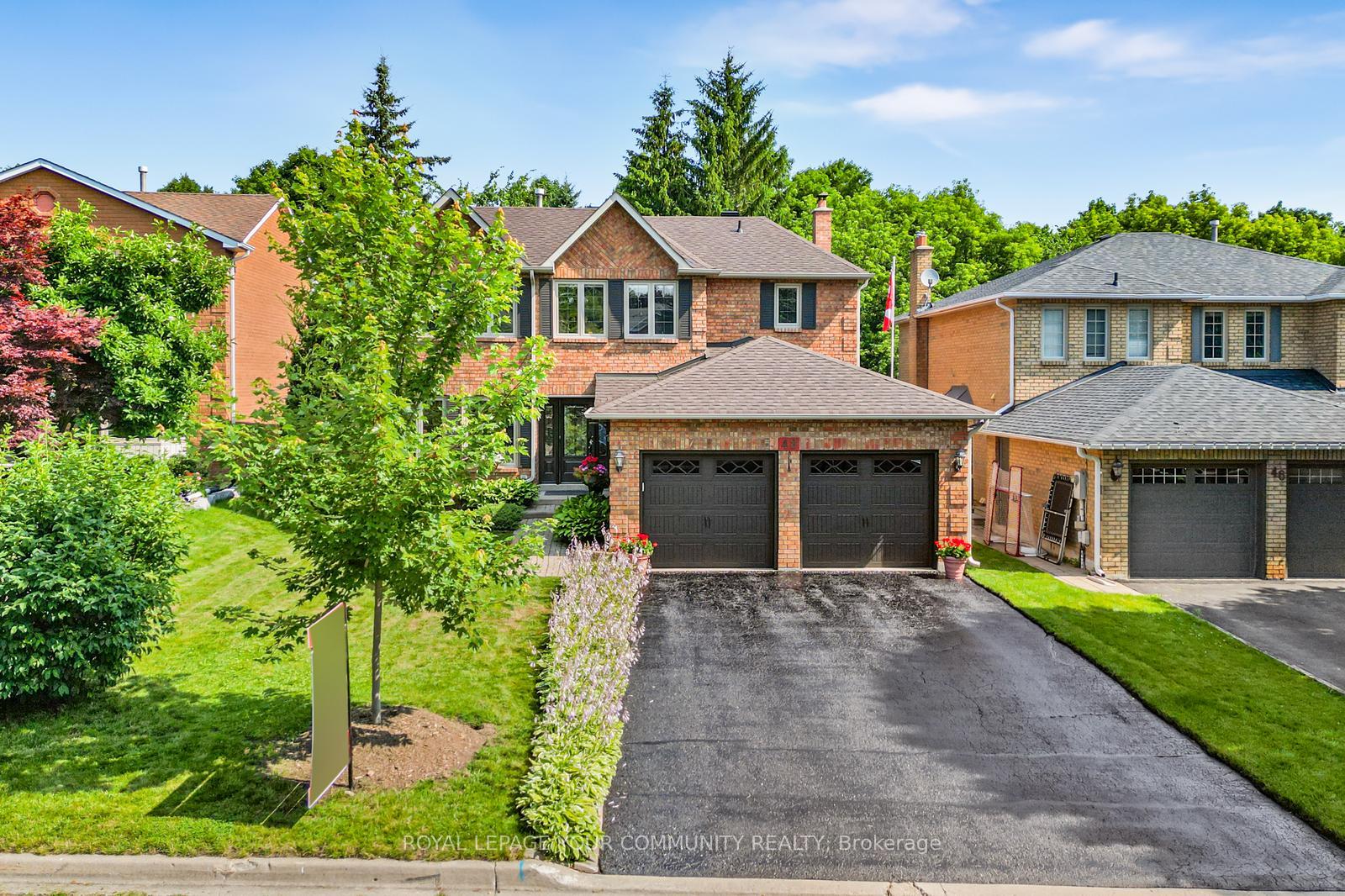 Photo 3 of 48 Lanewood Drive, Aurora, Hills of St Andrew — HOMEH