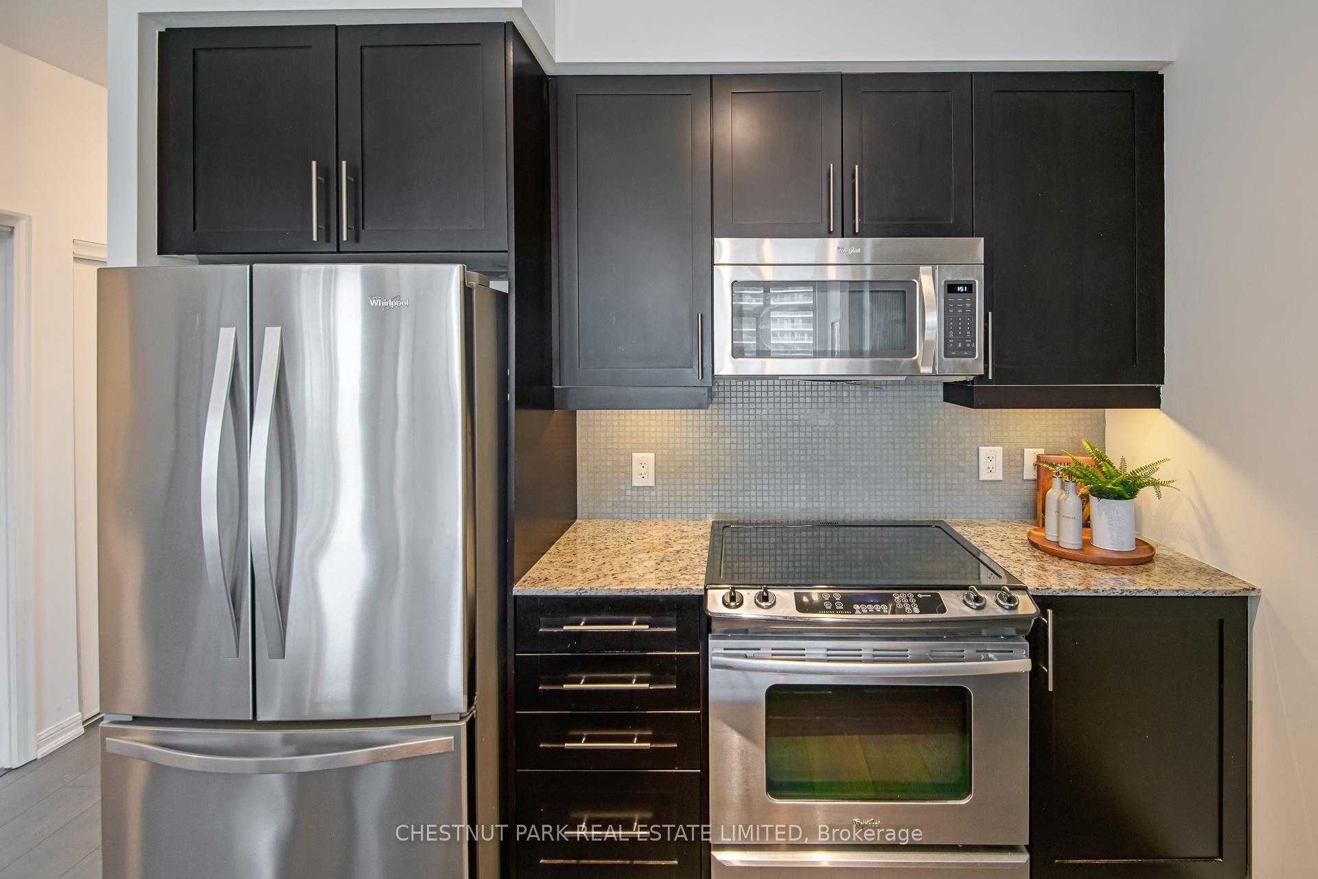Photo 8 of Unit Ph06, 35 Bastion Street, Toronto, Waterfront Communities — HOMEH