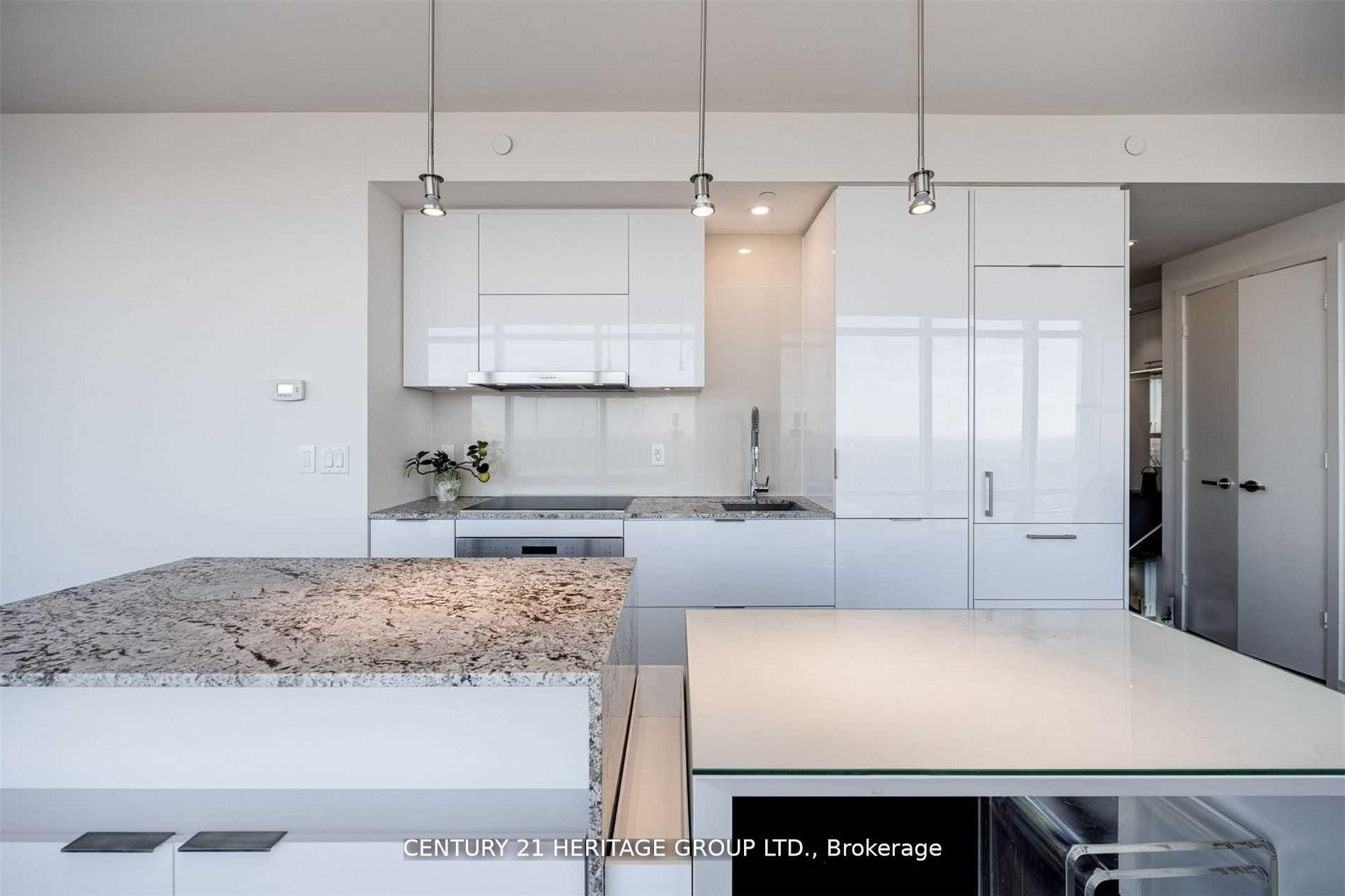 Photo 7 of Unit 6409, 1 Bloor Street E, Toronto, Church-Yonge Corridor — HOMEH