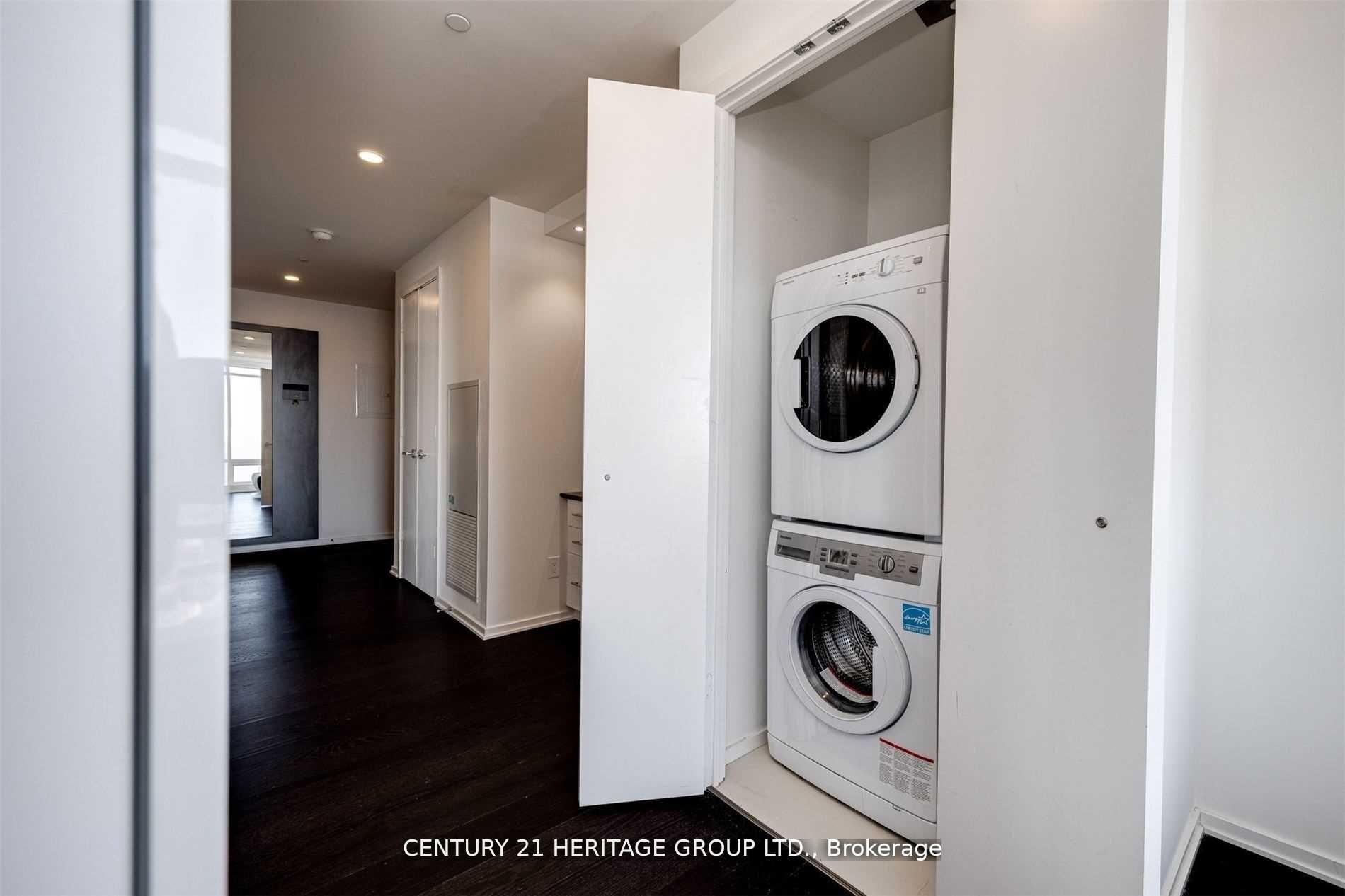 Photo 23 of Unit 6409, 1 Bloor Street E, Toronto, Church-Yonge Corridor — HOMEH