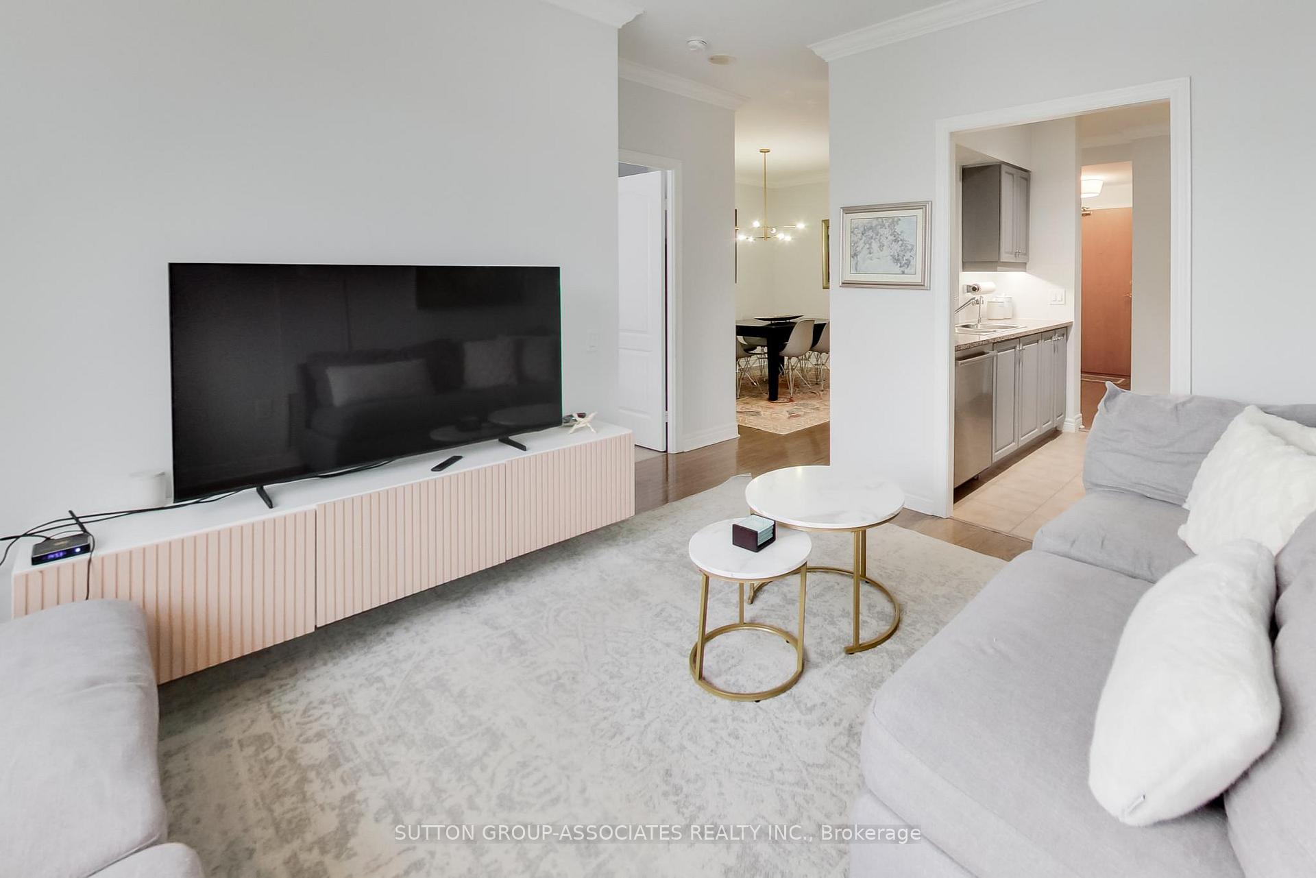 Photo 13 of Unit 406, 2 Edith Drive, Toronto, Yonge-Eglinton — HOMEH