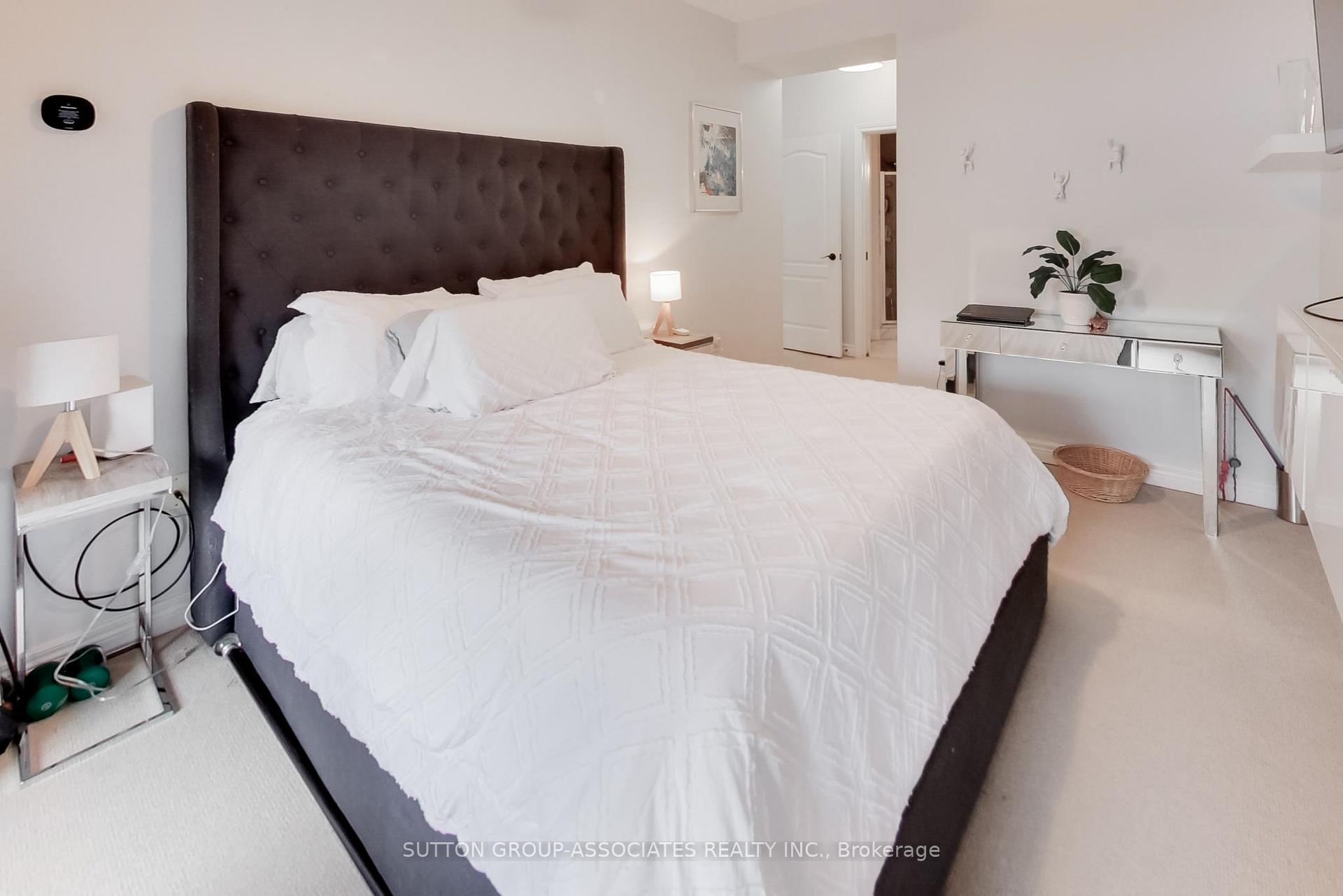 Photo 18 of Unit 406, 2 Edith Drive, Toronto, Yonge-Eglinton — HOMEH