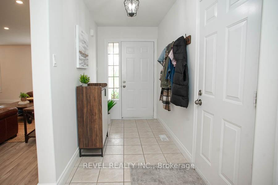 Photo 4 of 52 Sunnyside Drive, Brant, Brantford Twp — HOMEH