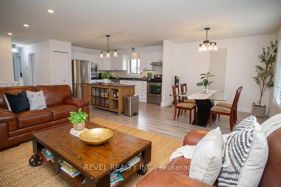 Photo 10 of 52 Sunnyside Drive, Brant, Brantford Twp — HOMEH