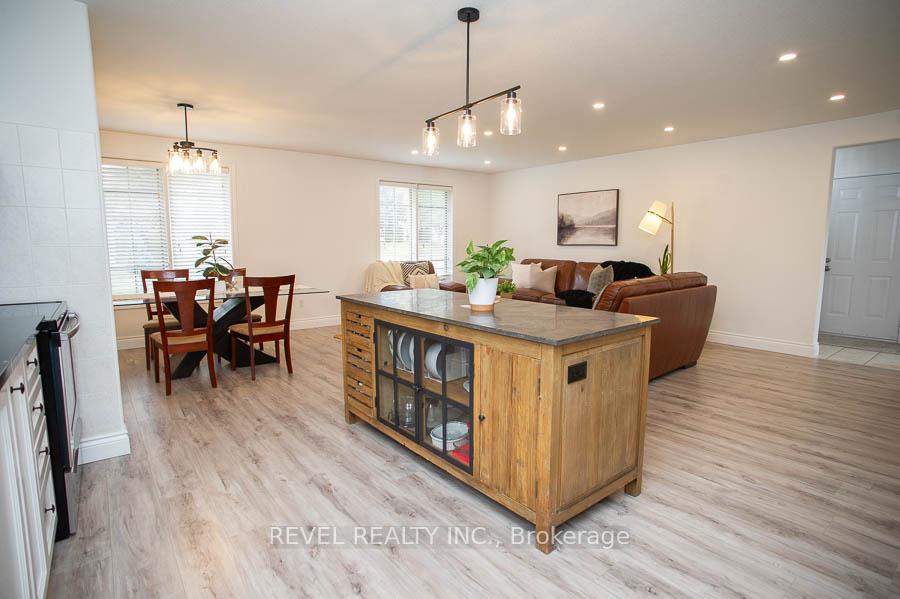 Photo 12 of 52 Sunnyside Drive, Brant, Brantford Twp — HOMEH