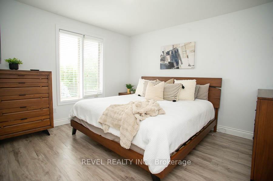 Photo 14 of 52 Sunnyside Drive, Brant, Brantford Twp — HOMEH