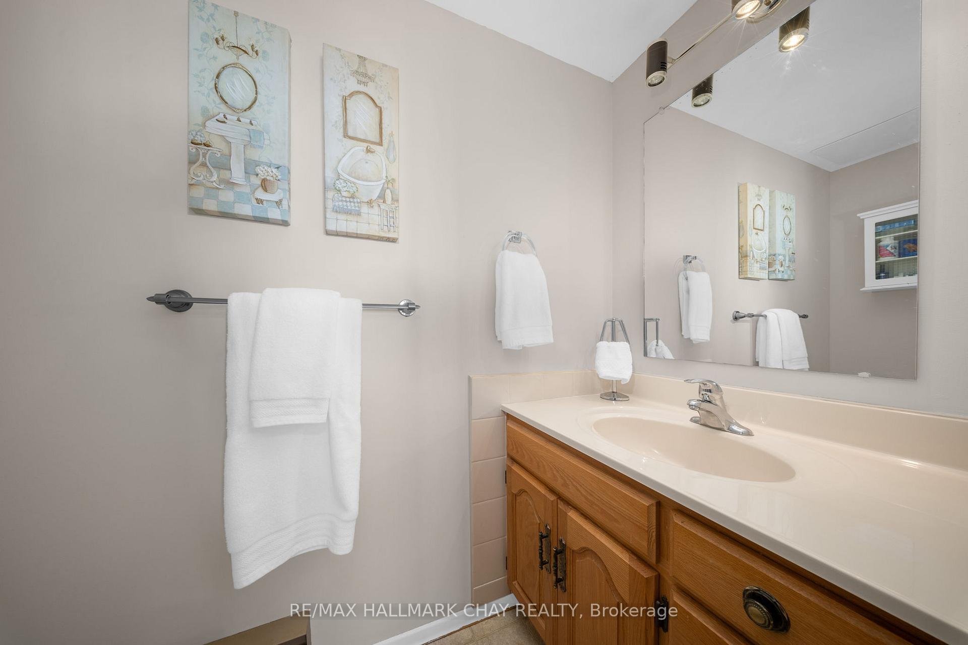Photo 18 of Unit 406, 414 Blake Street, Barrie, Codrington — HOMEH