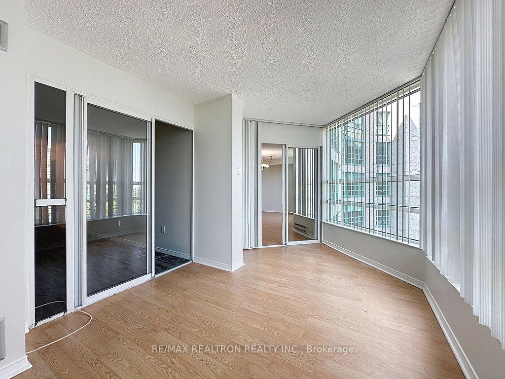 Photo 20 of Unit 810, 7905 Bayview Avenue, Markham, Aileen-Willowbrook — HOMEH