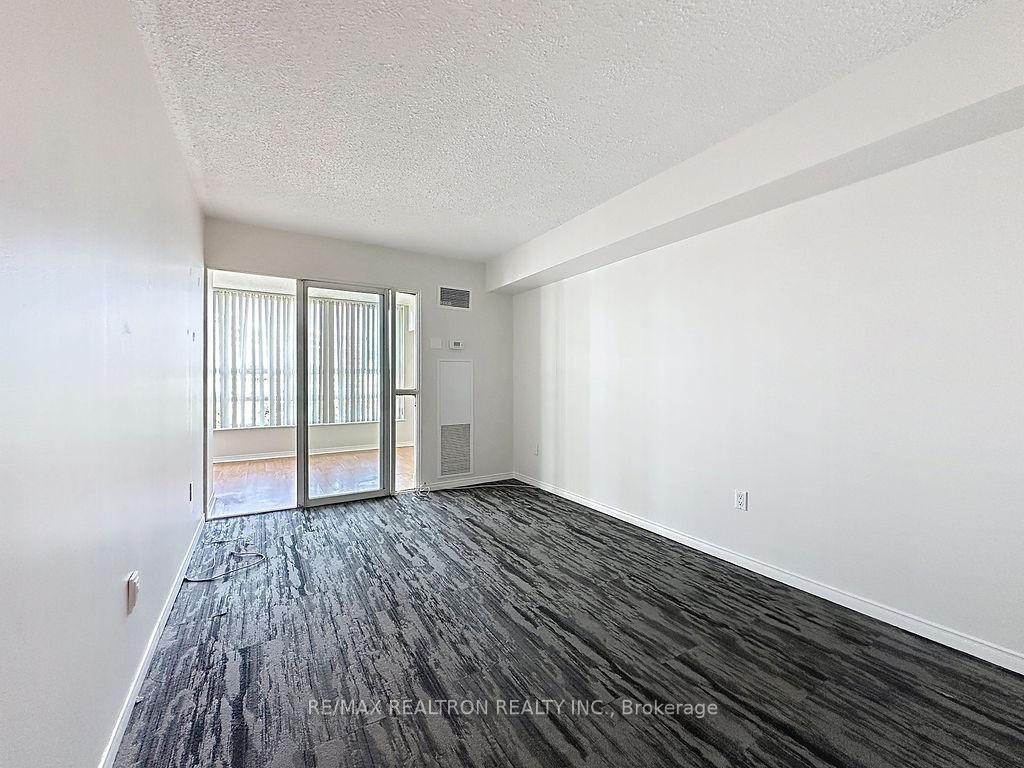 Photo 28 of Unit 810, 7905 Bayview Avenue, Markham, Aileen-Willowbrook — HOMEH