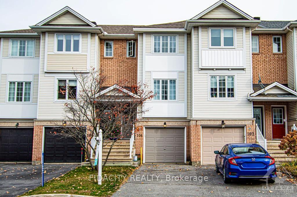 Front of 104 Manhattan Crescent