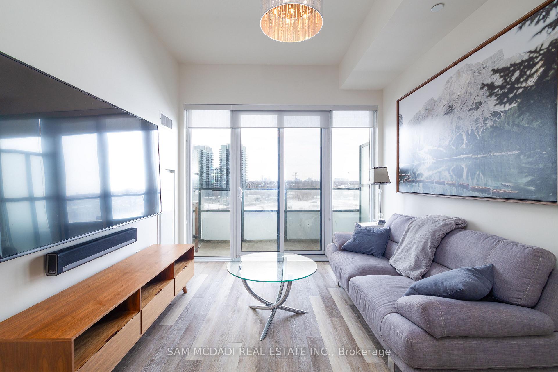 Photo 6 of Unit 1024, 30 Shore Breeze Drive, Etobicoke, Mimico — HOMEH