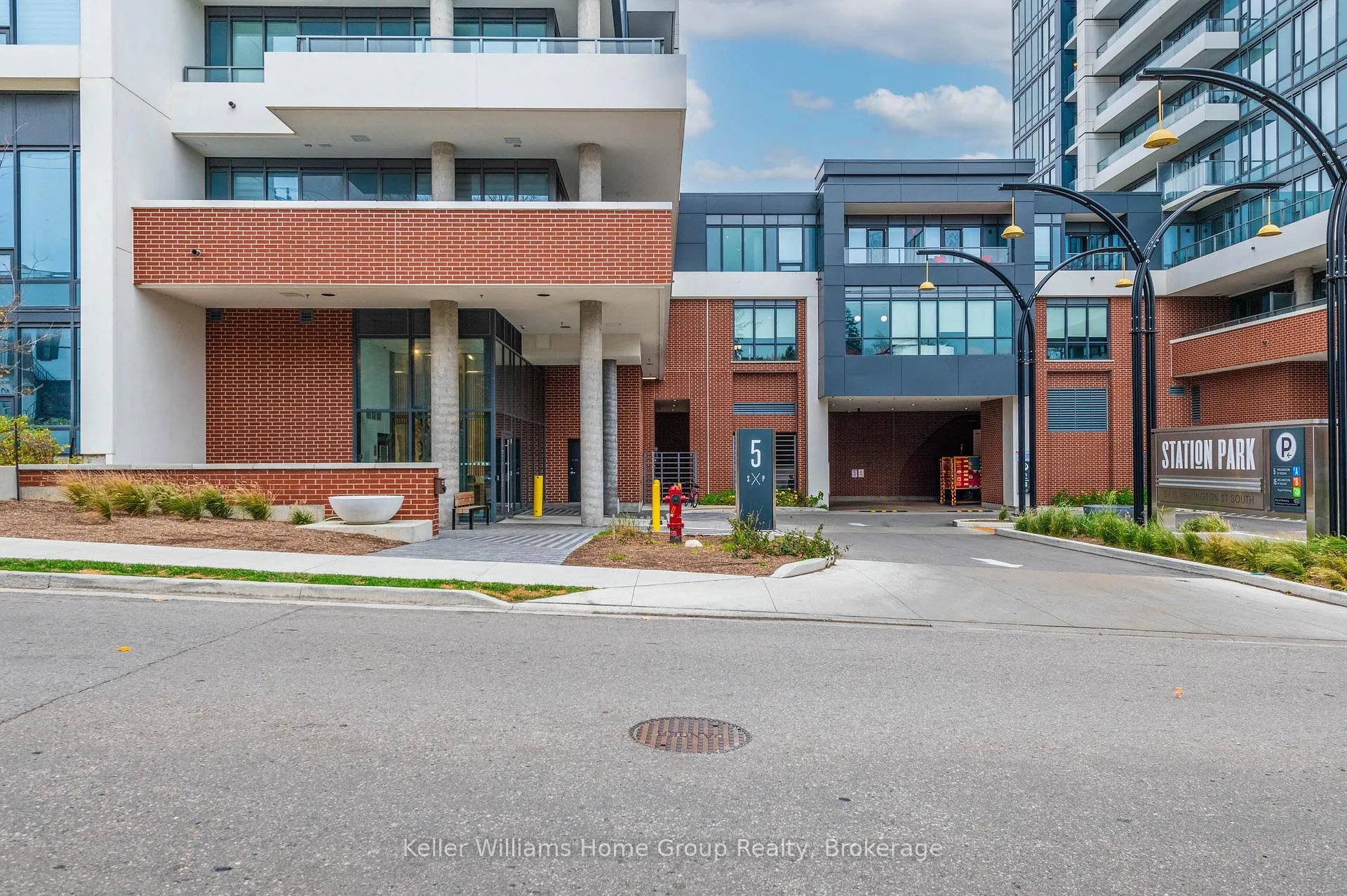 Photo 5 of Unit 208, 5 Wellington Street S, Kitchener — HOMEH