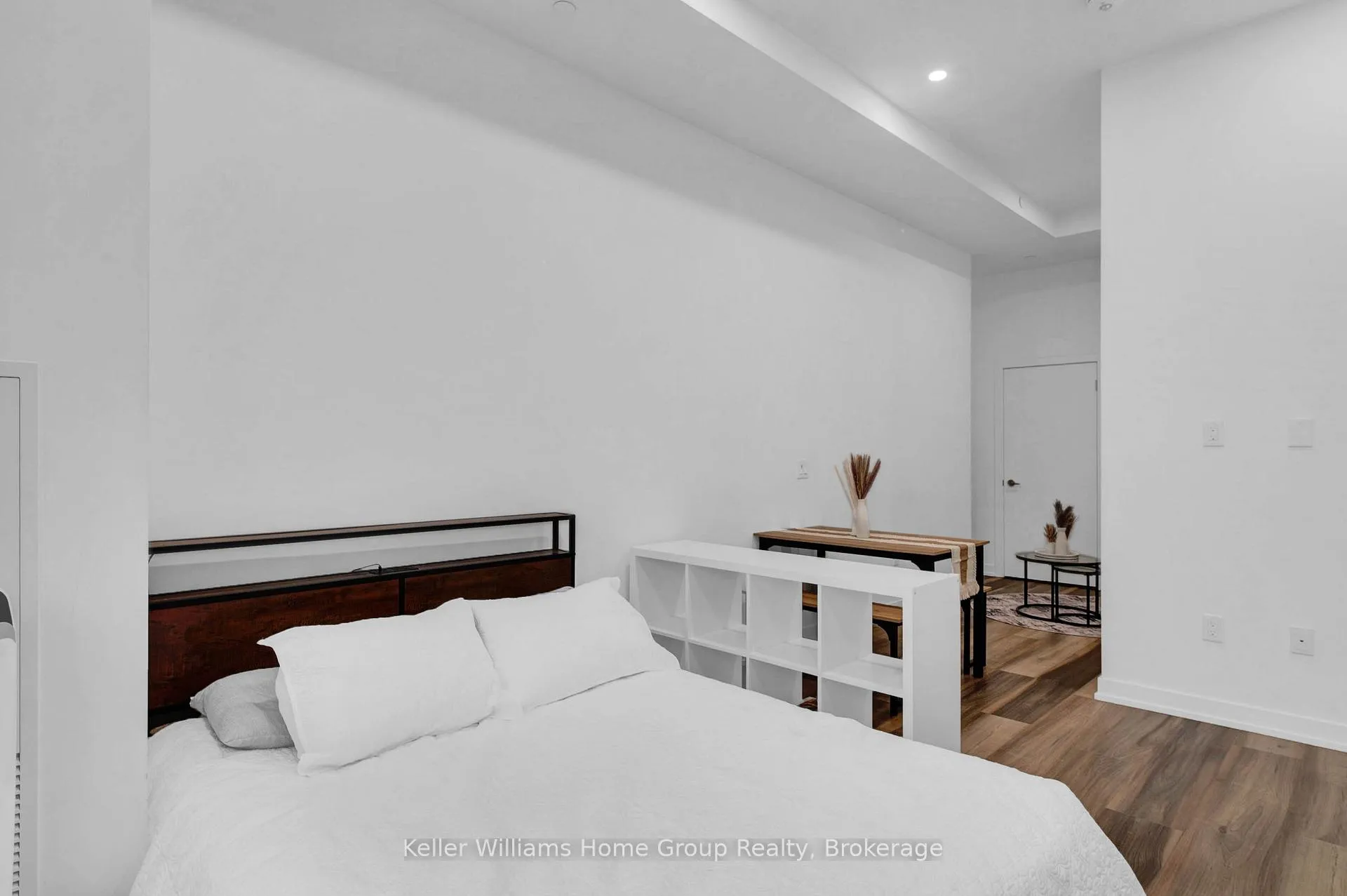 Photo 12 of Unit 208, 5 Wellington Street S, Kitchener — HOMEH