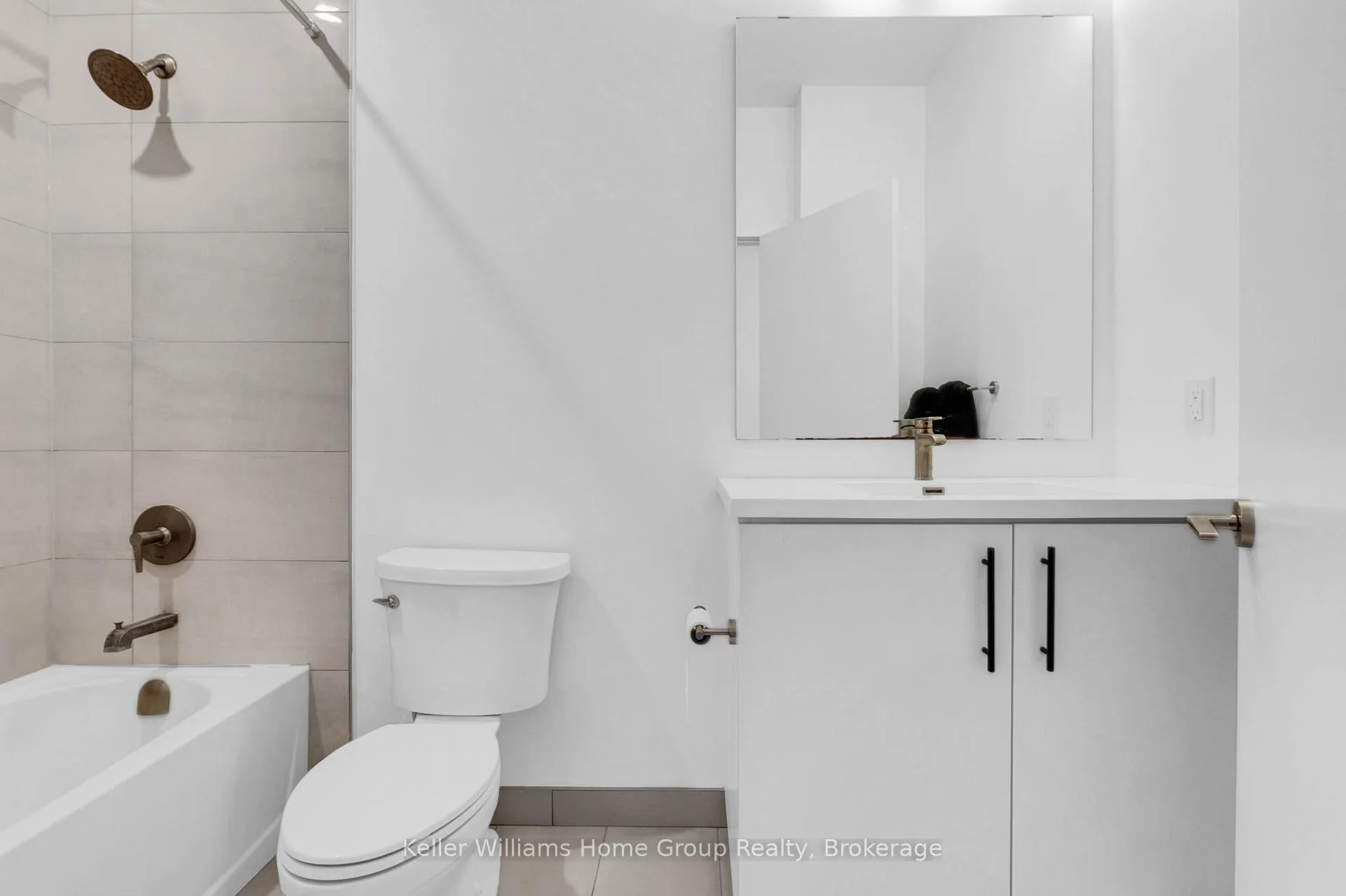Photo 13 of Unit 208, 5 Wellington Street S, Kitchener — HOMEH