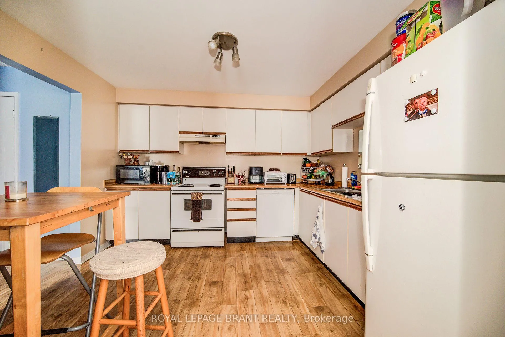 Photo 7 of Unit 217, 456 Janefield Avenue, Guelph, Dovercliffe Park/Old University — HOMEH