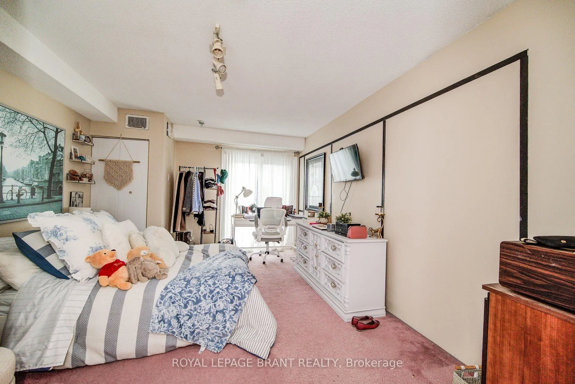 Photo 9 of Unit 217, 456 Janefield Avenue, Guelph, Dovercliffe Park/Old University — HOMEH