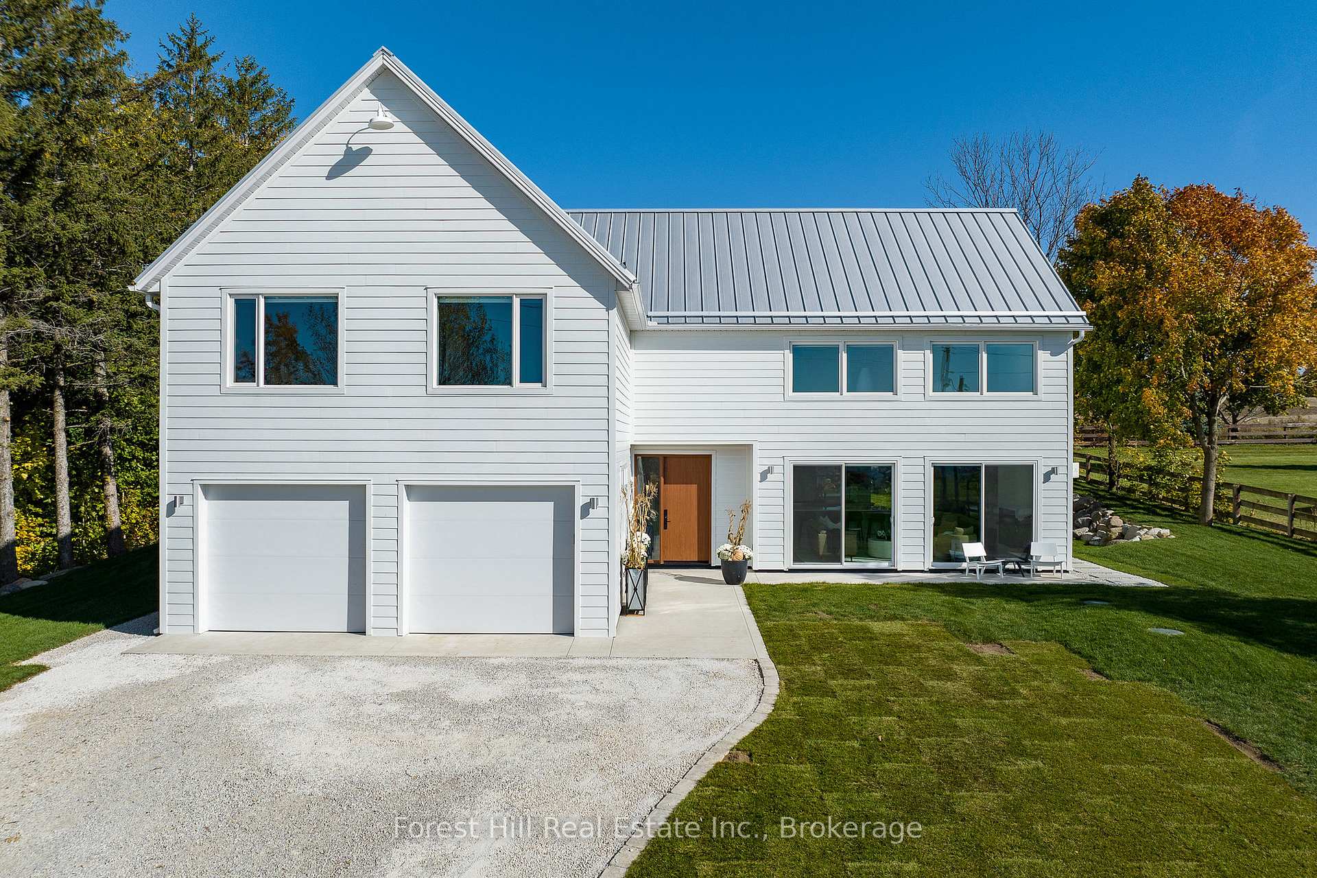 Photo 2 of 495957 Grey Road 2, Blue Mountains — HOMEH