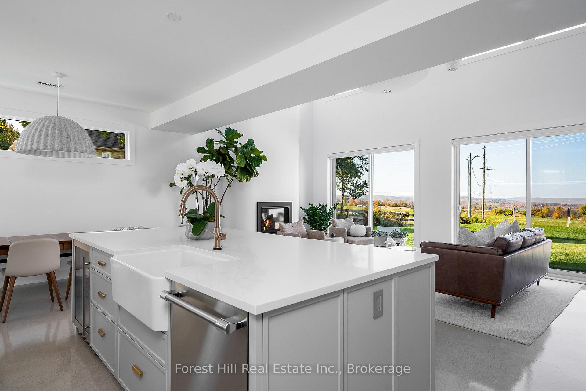 Photo 13 of 495957 Grey Road 2, Blue Mountains — HOMEH