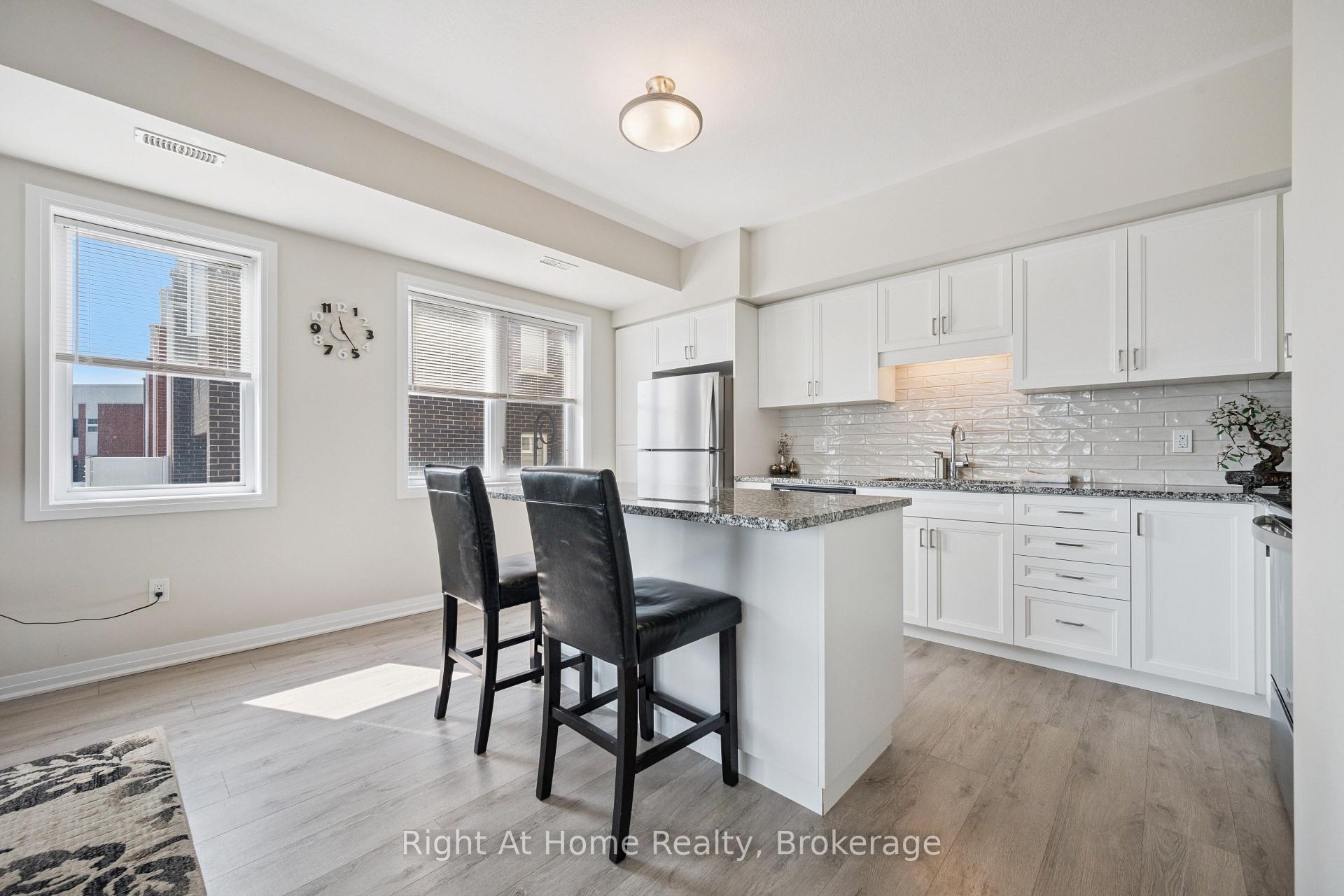 Photo 9 of 24 Progress Crescent, Kitchener — HOMEH