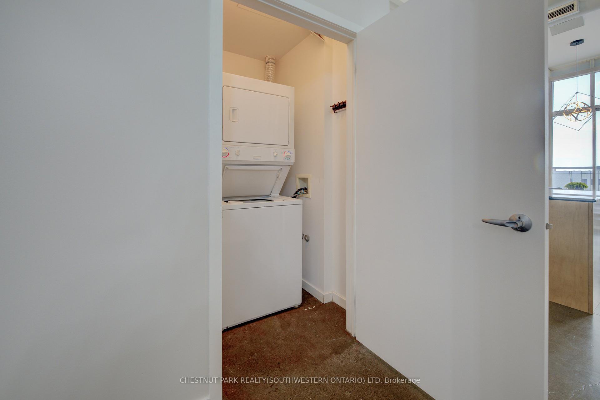 Photo 6 of Unit 524, 404 King Street W, Kitchener — HOMEH