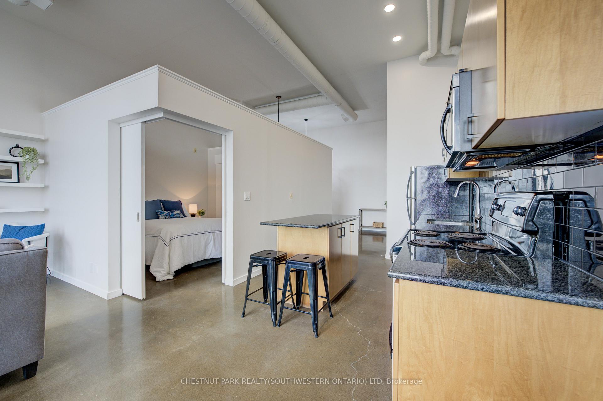 Photo 10 of Unit 524, 404 King Street W, Kitchener — HOMEH