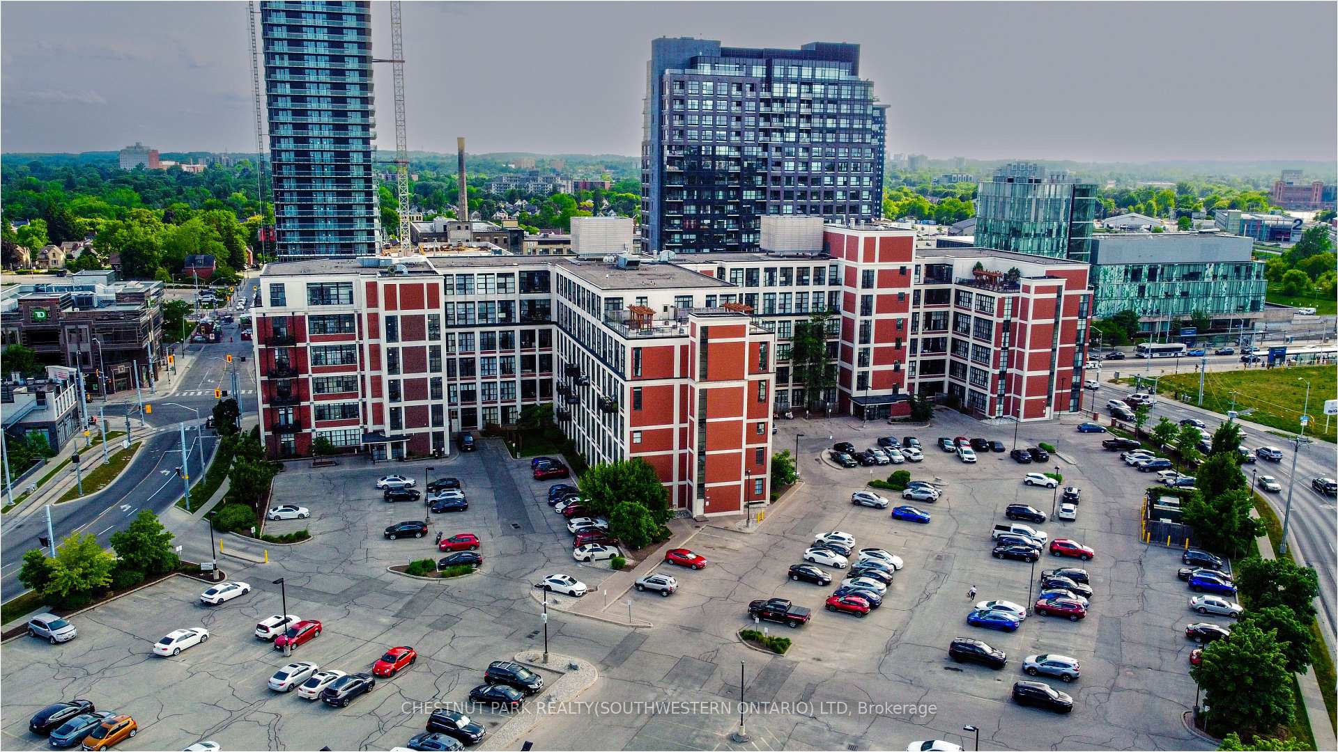 Photo 33 of Unit 524, 404 King Street W, Kitchener — HOMEH
