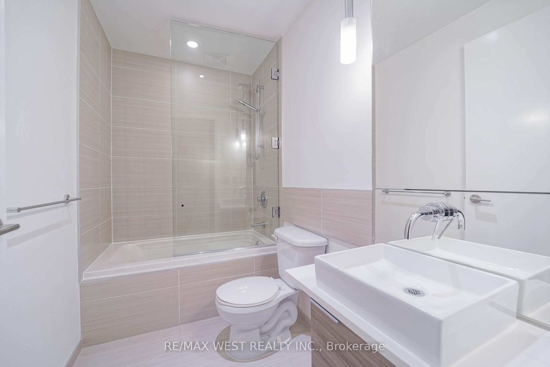 Photo 6 of Unit 412, 8 Charlotte Street, Toronto, Waterfront Communities — HOMEH