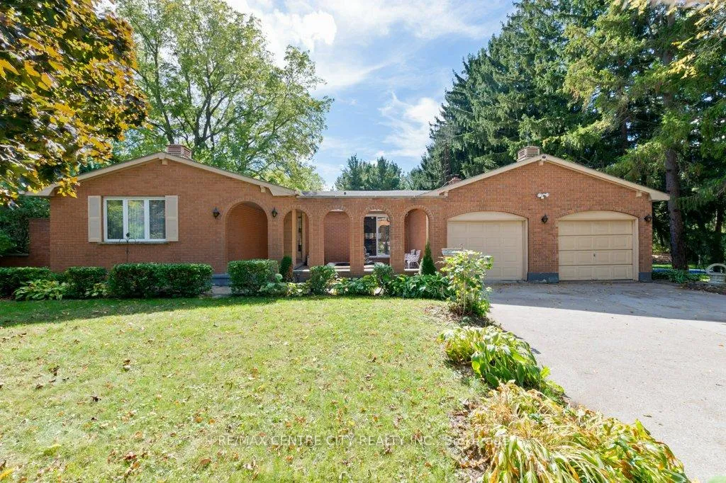 Photo 1 of 46215 North Street, Central Elgin, Sparta — HOMEH